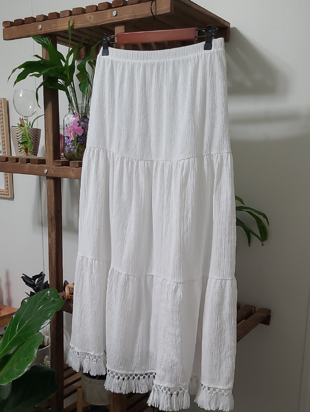 White Crinkle Crepe Fully Lined Maxi Skirt - Picture 2 of 11